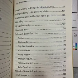 BÔNG HỒNG VÀNG VÀ BÌNH MINH MƯA - K. G. PAUSTOVSKY 329435