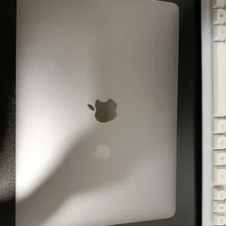 Apple MacBook Pro 2019 i7 13.3 inch 16GB/256GB 731918