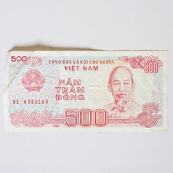 Tờ tiền 500 đồng xưa (BL 8389164)