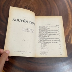 II Tựa sách: Phê Bình, Bình Luận Văn Học _ Nguyễn Trãi - Vũ Tiến Quỳnh - 1995 462525