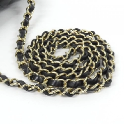 Túi xách chéo Chanel 69900 - Hàng hiệu Authentic 767187