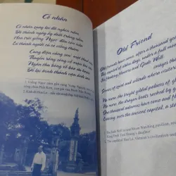 HOA LƯ THI TẬP (song ngữ Việt - Anh) 929662