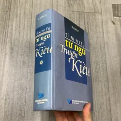 Tìm hiểu từ ngữ truyện kiều - lê xuân lít. Có chữ ký tặng của TG. 10b2 1026332