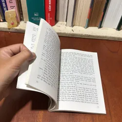 II Văn Học Nước Ngoài: Người Đàn Bà Đáng Sợ - Những Vụ Án Nổi Tiếng Của Thế Giới - 2004 727072