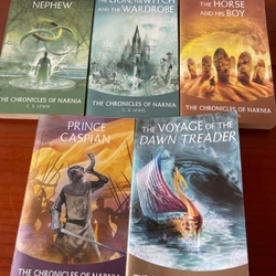 Bộ 5 quyển The chronicles of Narnia C.S. Lewis