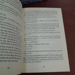HARRY POTTER VÀ HÒN ĐÁ PHÙ THỦY - J.K.ROWLING ( LÝ LAN DỊCH)  1002375