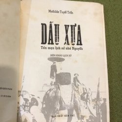 DẤU XƯA (Tản mạn lịch sử Nhà Nguyễn) 530417