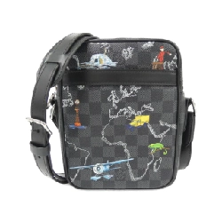 Túi đeo vai Louis Vuitton Damier Graphite Map Danube N40239