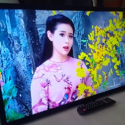 [Tivi Siêu Mỏng 32" Có Sẵn cổng M.Ạ.N.G L.A.N + Treo tường] Thanh Lý 9125