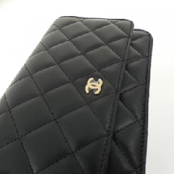 Ví xách dây chuyền Chanel Timeless Classic AP0250 622823