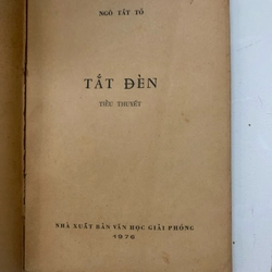 Tắt đèn sách cũ phiên bản 1976 có giá trị sưu tầm 464478