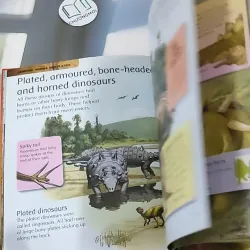 [MIỄN PHÍ BỌC SÁCH] Dinosaurs: Step into the world of the dinosaurs 990371