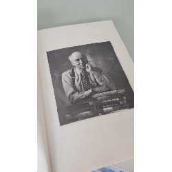 Phiêu lưu trong thế giới Marketing - Philip Kotler-sách lưu kho mới 90% 407690