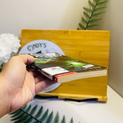 [Sách 2hand từ US] Like new 90% - Visitors: Things (Book II) 474515