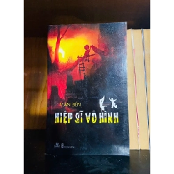 (TẶNG BOOKMARK) Hiệp sĩ vô hình - Văn Biển - VĂN HỌC - RBK1211