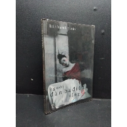 (TẶNG BOOKMARK) Người đàn bà điên tầng 9 mới mới 80% ố 2009 RBK1008 Hà Thanh Phúc VĂN HỌC