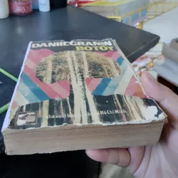 Bò Tót" (tên gốc tiếng Nga: Бык) của nhà văn Daniil Granin. 
Tác giả: Daniil Granin.
 563596