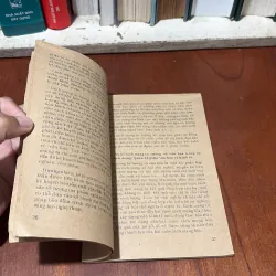 II Sách Xưa: Phấn Đấu Xây Dựng Nền Văn Hoá Mới Xã Hội Chủ Nghĩa - Trần Độ - 1982 750549