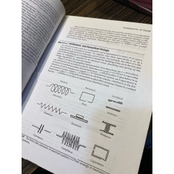 Master Handbook of Acoustics, 5th edtion - F. Alton Everest & Ken C. Pohlamn 363216