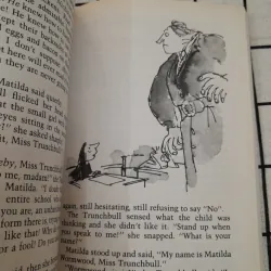 Ngoại văn Anh_ Roald Dald. MATILDA Illust. by Quentin. Puffin book.  786578