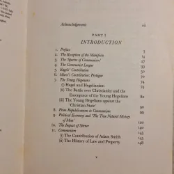 Karl Marx and Friedrich Engels - The Communist Manifesto 1010137