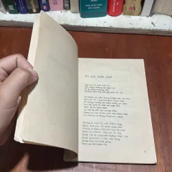 [Sách 8x] - II Thơ: Bếp Lửa Khoảng Trời - Bằng Việt - 1986 796476
