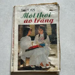 Một thời áo trắng