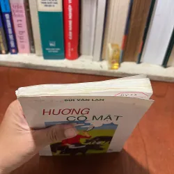 II Sách Thiếu Nhi: Hương Cỏ Mật - Bùi Văn Lam - 2002 782357