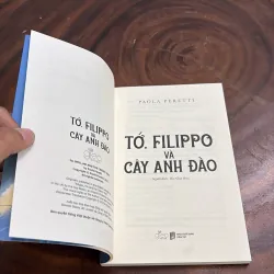 II Văn Học: Tớ Flippo Và Cây Anh Đào - PAOLA PERETTI - 2023 977259