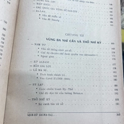 Lịch sử chính trị và bang giao quốc tế - Hoàng Ngọc Thành 366397