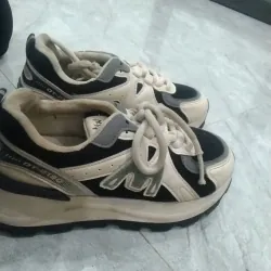 Giày thể thao chữ M  948751