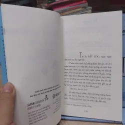 Sách: Tôi bị bố bắt cóc - TG: Mitsuyo Kakuta (B3) 976767