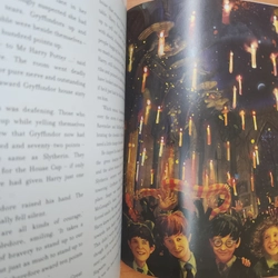 Sách Harry Potter and the Philosopher's Stone mới 90% 524653