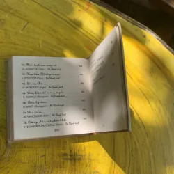  NHỮNG NGƯỜI LÃNG MẠN - tập truyện ngắn 752456