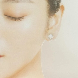 Bông tai kim cương hoa K18WG 0.50CT - Hàng hiệu chính hãng 866521