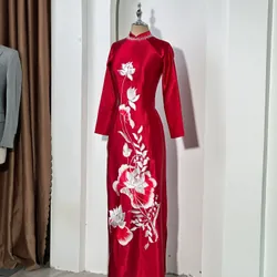 Áo dài mẹ sui, chất vải lụa ruby thêu hoa sen  700526