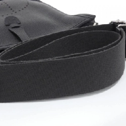 Túi xách vai Hermès Évelyne 3 PM 056277CK 610900