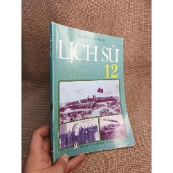 Lịch sử 12 2022 mới 90% (Sách giáo khoa - giáo trình) HCM060526