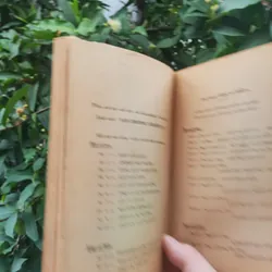 Nhà Buôn Nên Biết Về Luật Thương Mại - Trịnh Đình Thảo 730584