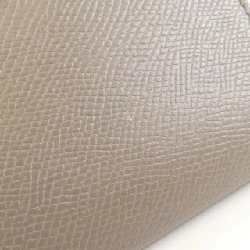 Ví cầm tay trung bình Celine 10B643BRU 622735