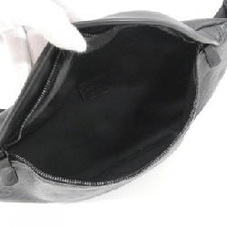 Túi đeo chéo Louis Vuitton Monogram Shadow Discovery M44388 - Hàng hiệu Authentic 805497