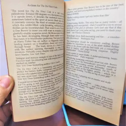 Sách ngoại văn: The Davinci Code - TG: Dan Brown 960438