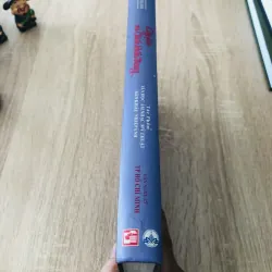 CÂY KÈN VÀ CHIẾC KHẨU TRANG – TÁC PHẨM NGHỆ THUẬT MÙA COVID 📚 973688