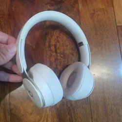 Beats Solo Pro 607556