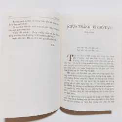 Bí Mật Lâu Đài Cổ - Viết Linh , Kim Dung & Alfred Hitchcock  779080