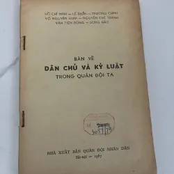 Bàn về dân chủ và kỷ luật trong quân đội ta – Nhiều tác giả 926519