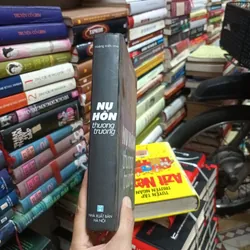 Nụ Hôn Thương Trường - Hoàng Kiến Hoa 675605