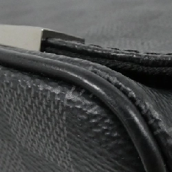 Túi xách vai Louis Vuitton Damier Graphite District PM N41028 - Hàng hiệu Chính hãng 767833