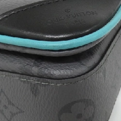 Túi đeo chéo Louis Vuitton Monogram Eclipse Reverse Trio M11648 611762