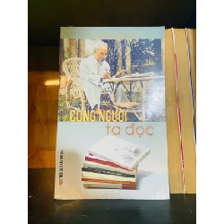 (TẶNG BOOKMARK) Cùng người ta đọc / Hoàng Sơn Cường Sách văn học RBK3101